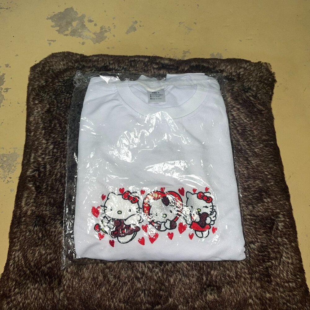 Hello Kitty Valentine Sweatshirt Size L